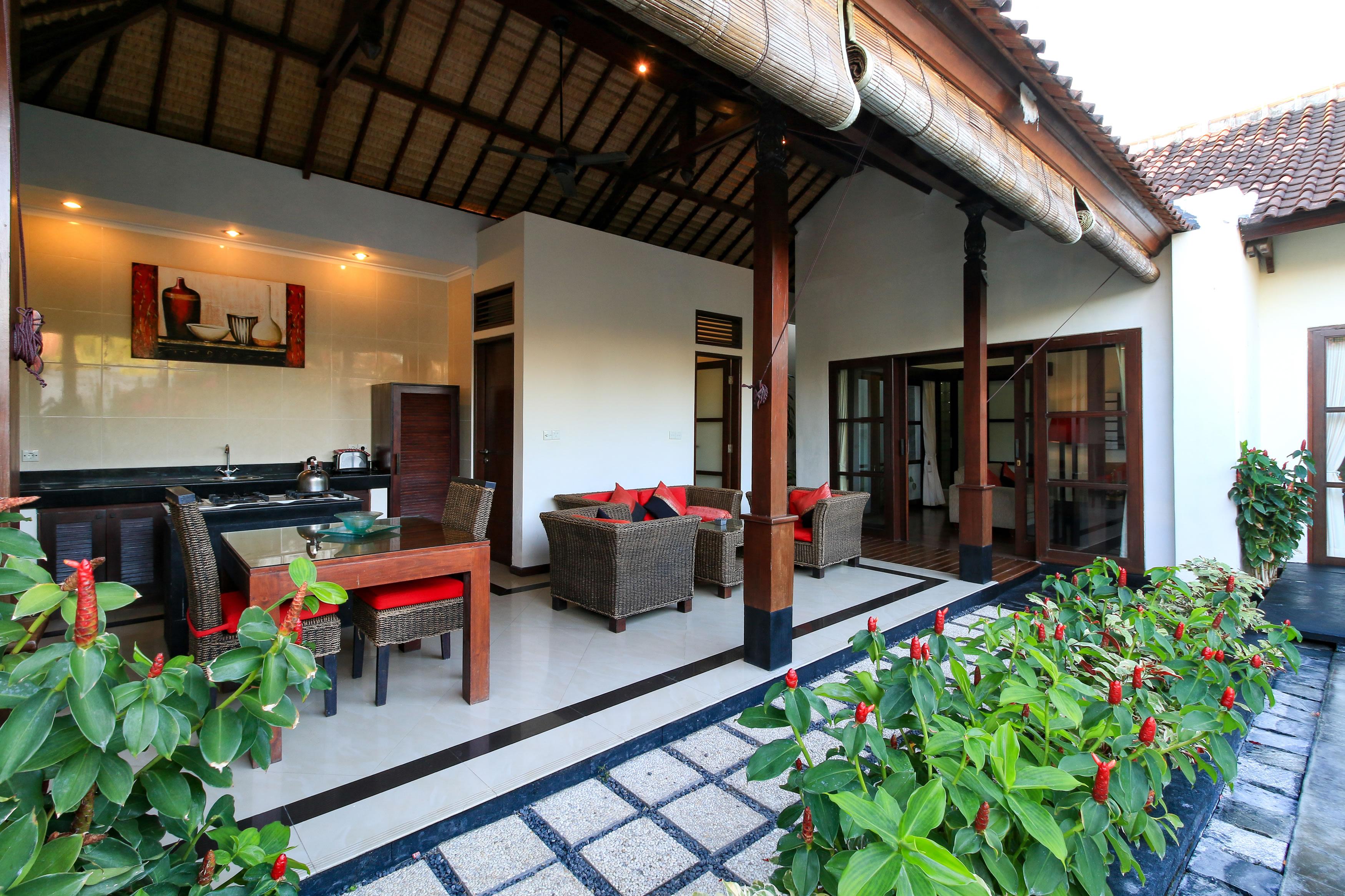 Aleesha Villas And Suites Sanur Extérieur photo