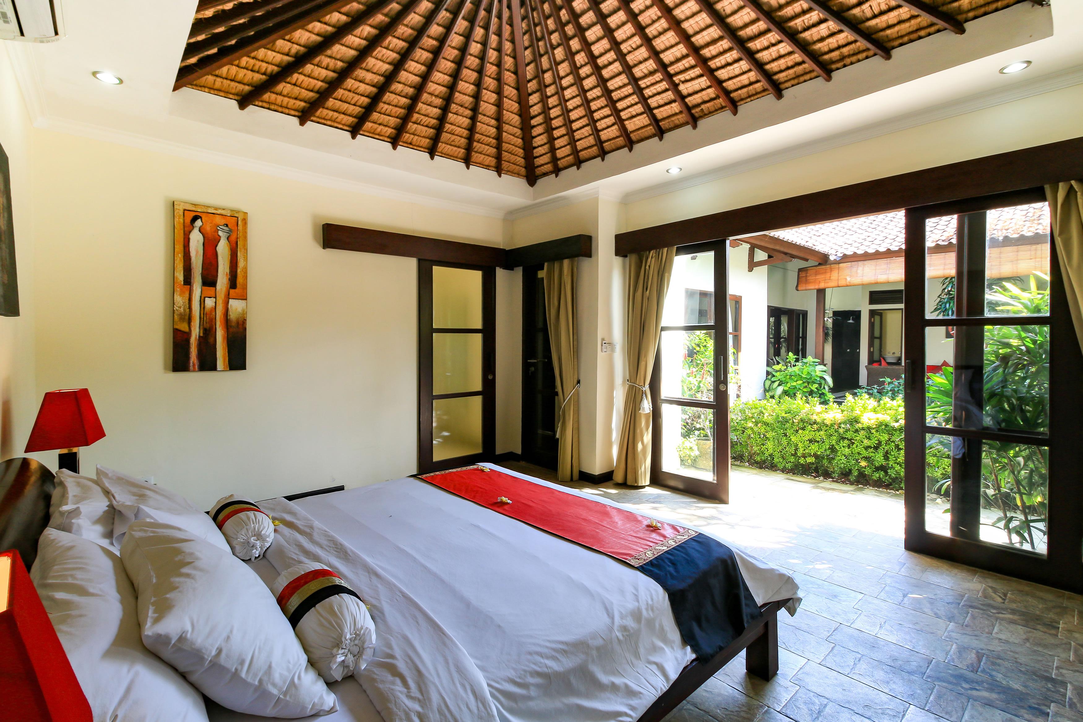 Aleesha Villas And Suites Sanur Extérieur photo