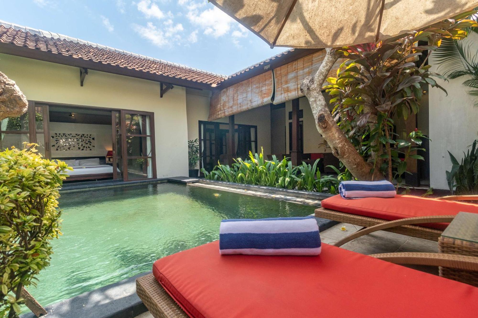 Aleesha Villas And Suites Sanur Extérieur photo