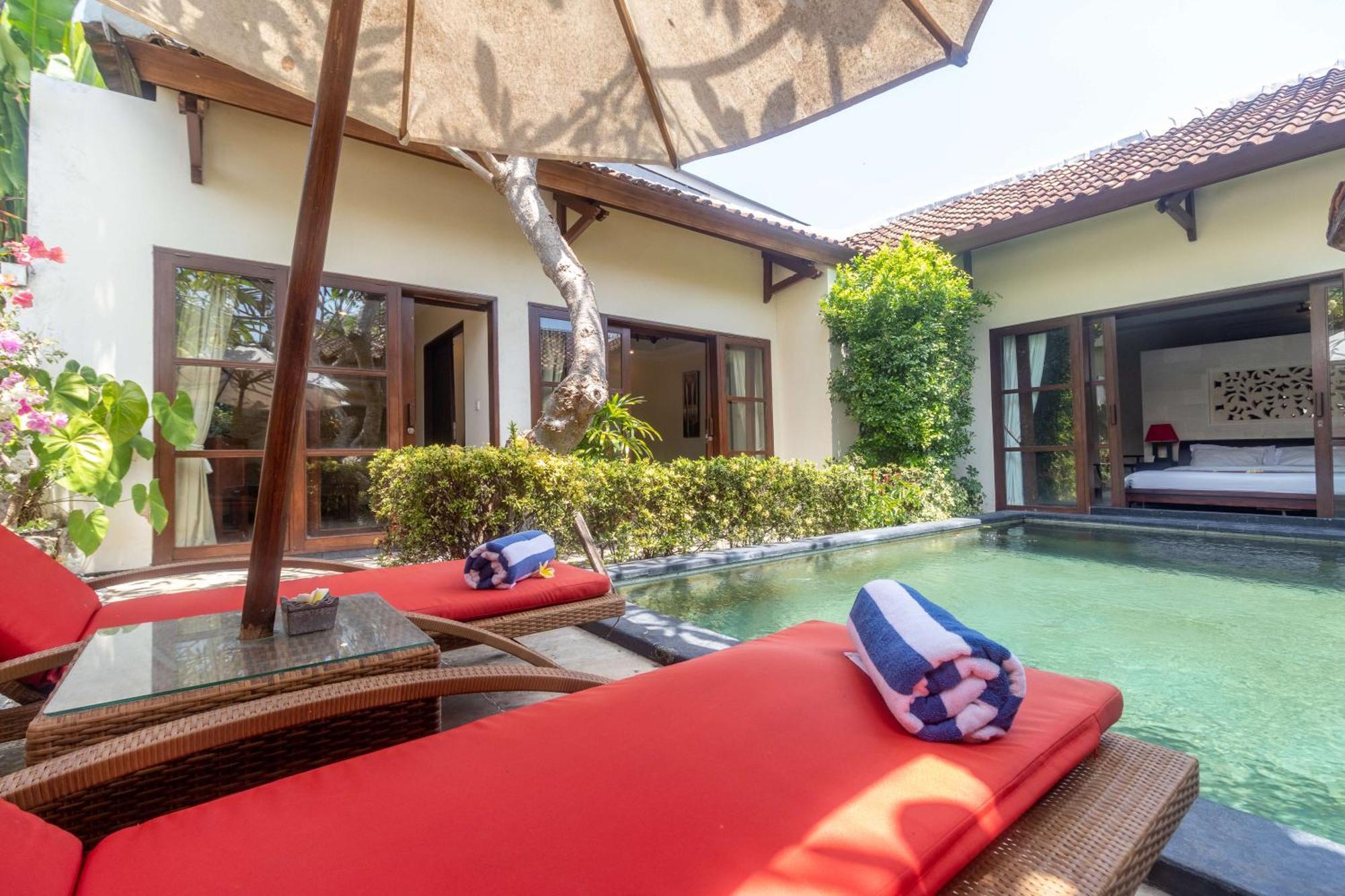 Aleesha Villas And Suites Sanur Extérieur photo